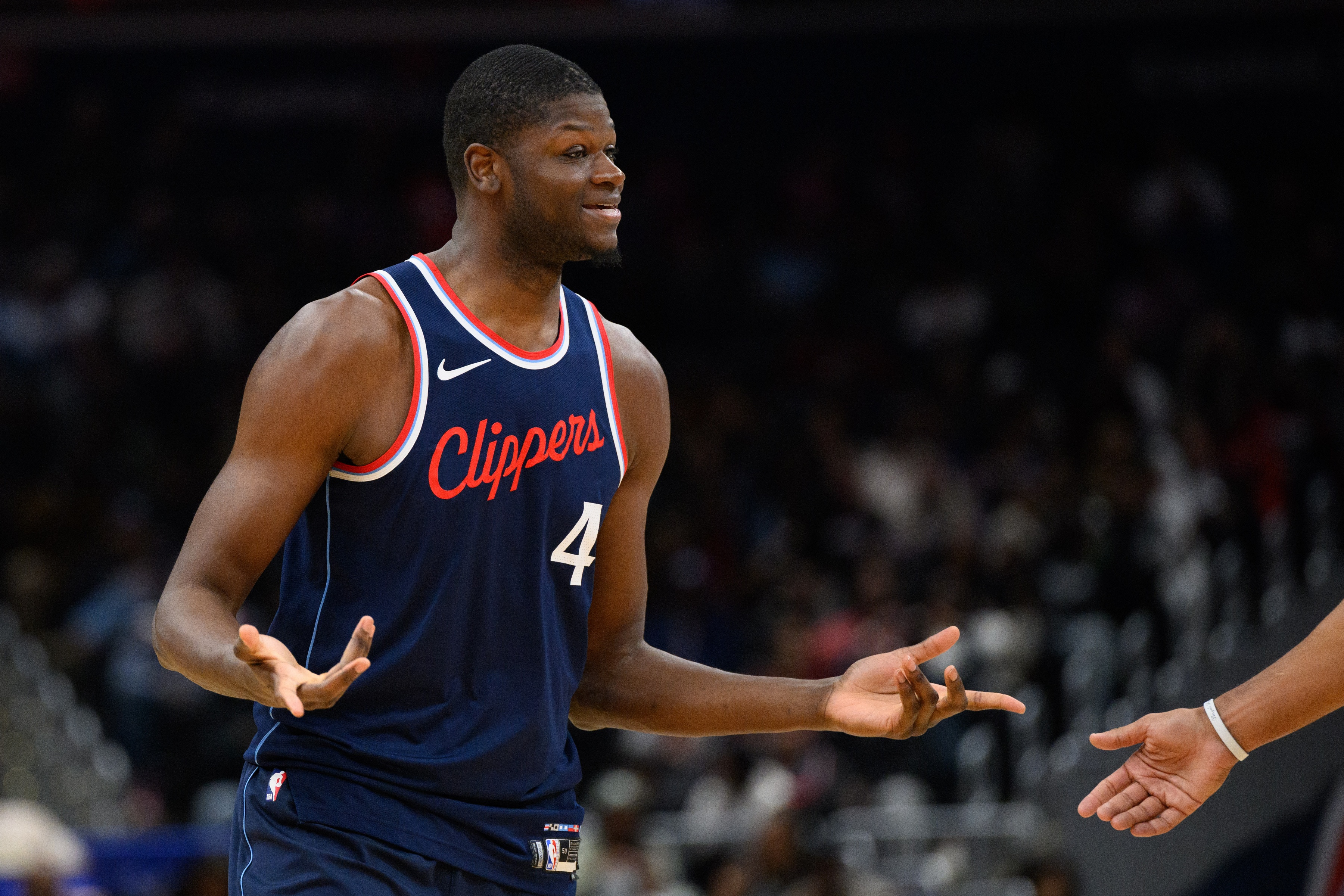 星空体育官方网站-快船主场击败活塞